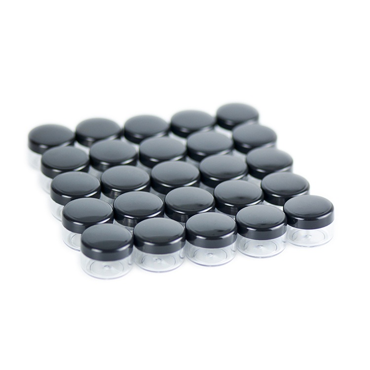 small sample makeup plastic jar.jpg small sample makeup plastic jar.jpg