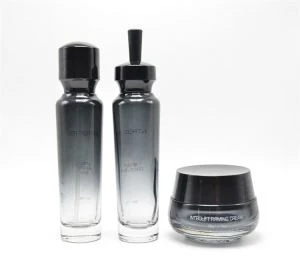 flaconi per la cosmetica in vetro nero da 100ml